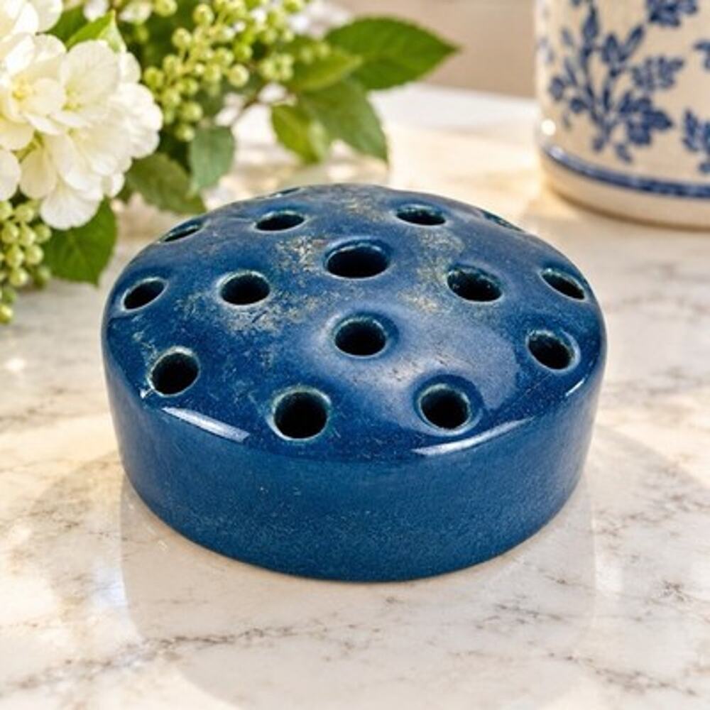 intage Weller Pottery Blue Ceramic 15 Hole Flower Frog Floral Arrangement Holder